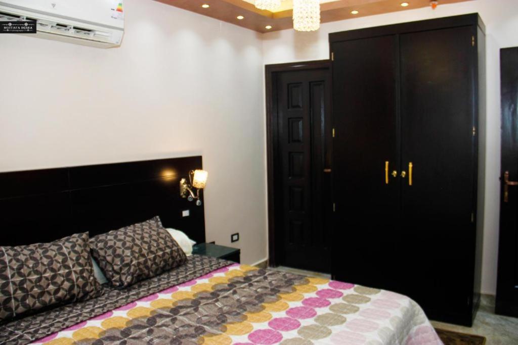 Aswan Plaza - Share Apartment Buitenkant foto