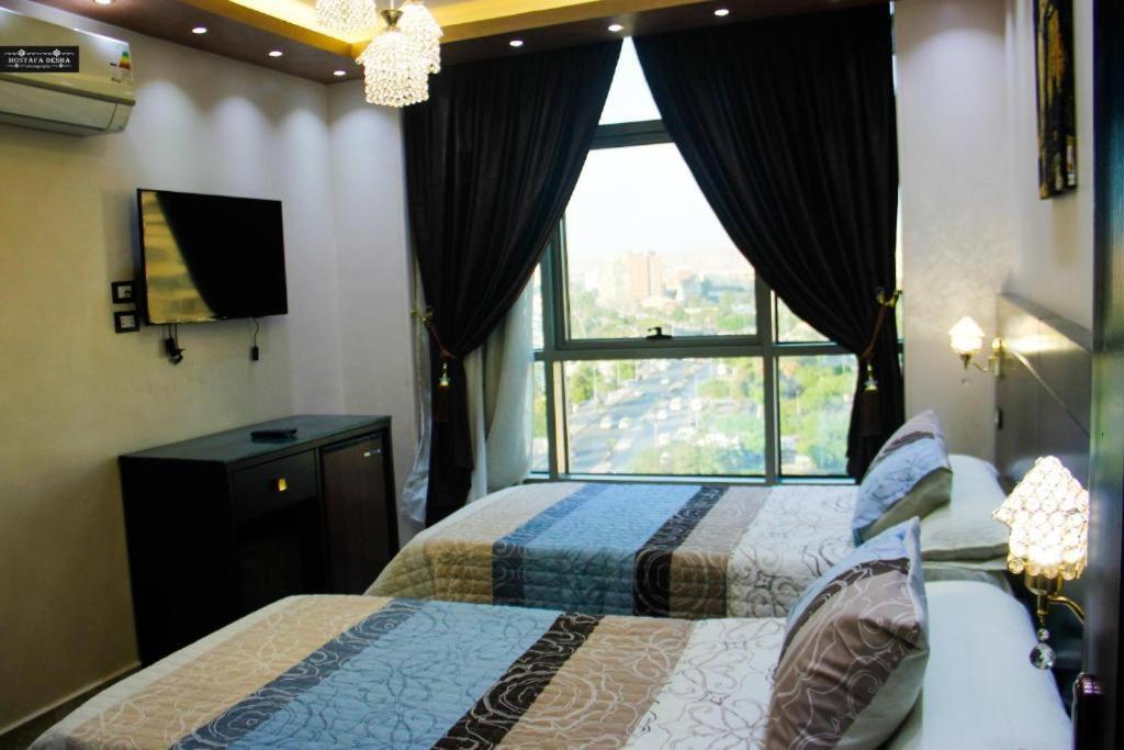 Aswan Plaza - Share Apartment Buitenkant foto